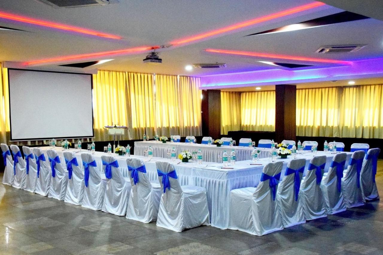 Hotel Citrus Prime Candolm, Goa Candolim Exteriér fotografie